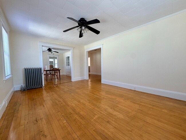 Building Photo - 58 S Crescent Circuit