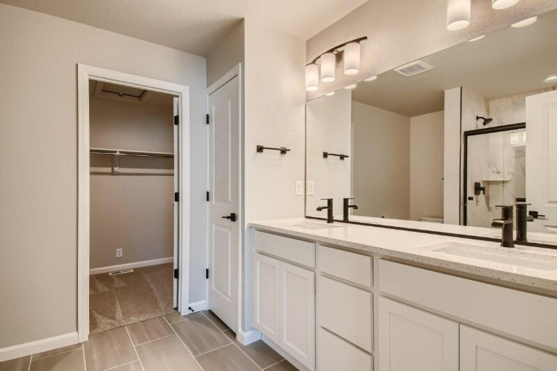 Building Photo - 2620 Brookstone Dr