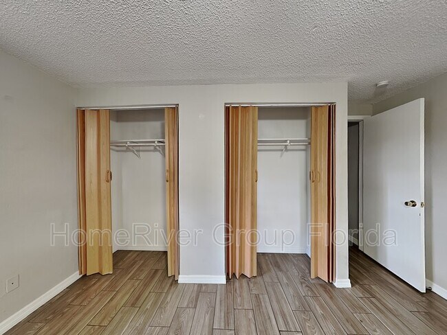 Building Photo - 1207 E 108th Ave