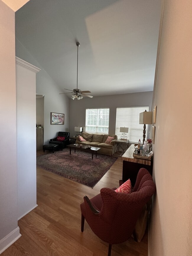 Building Photo - 204 Pr 3097