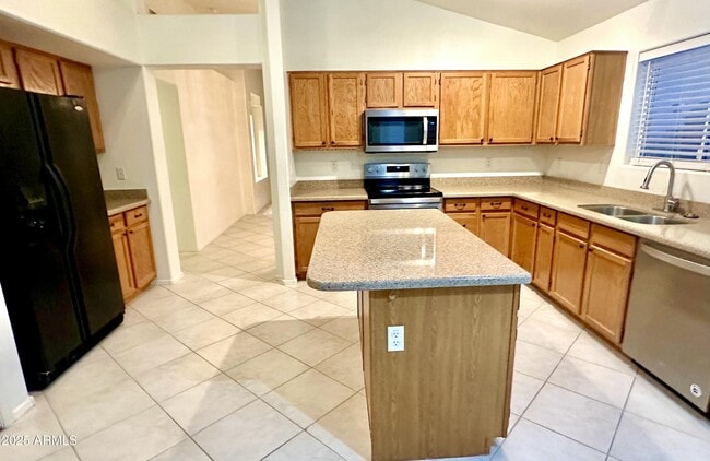 Building Photo - 4256 E Chaparosa Way