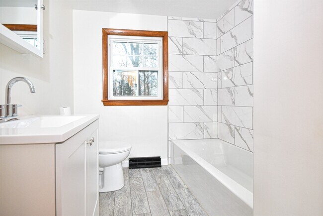 Building Photo - 43 Miller Ave