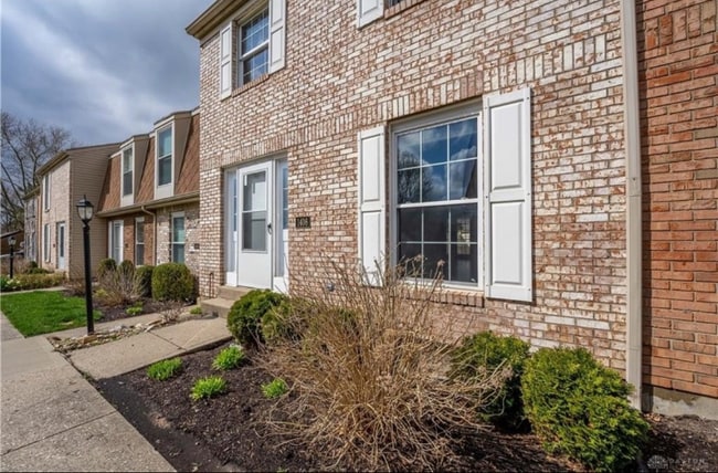 Primary Photo - 1408 Long Island Ct