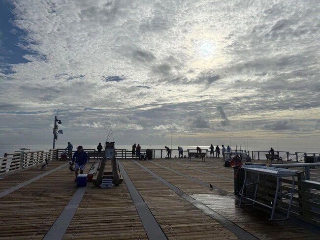 Building Photo - 2840 NE 14th Street Causeway