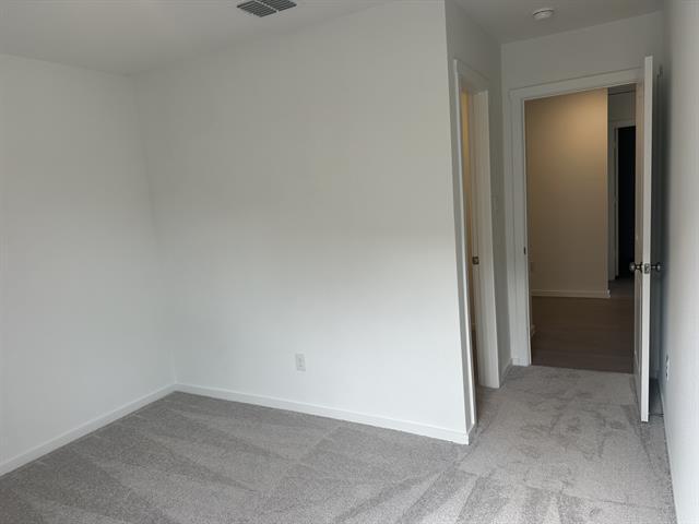 Building Photo - 1853 Ventasso Blvd