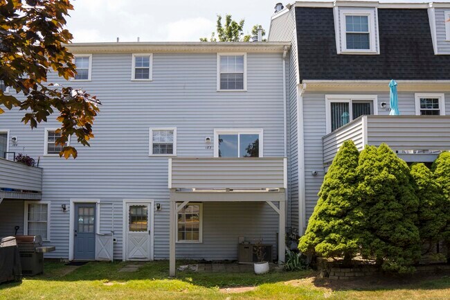 Building Photo - 183 Austin Ryer Ln