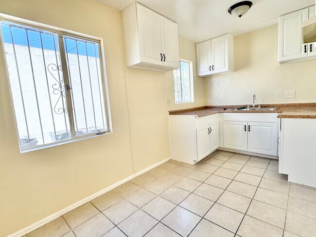 Building Photo - 2613 W Imperial Hwy