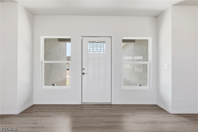 Building Photo - 1406 Ford Cir