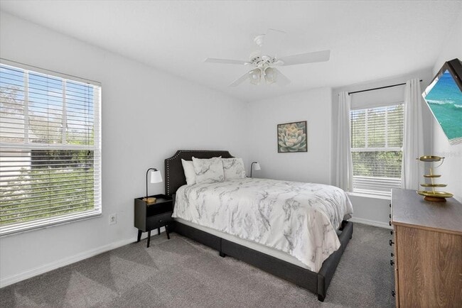 Building Photo - 11115 Avery Oaks Dr