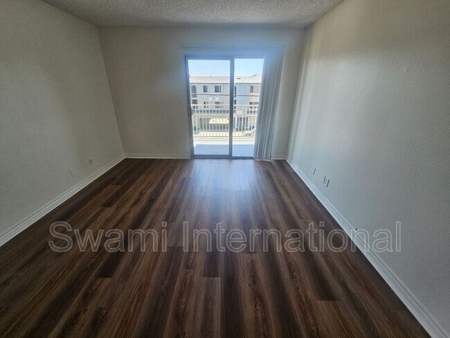 Building Photo - 926 Wilmington Blvd