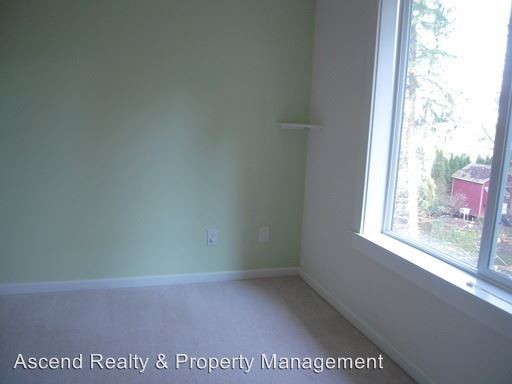 Building Photo - 7732 SW Carrollon Dr