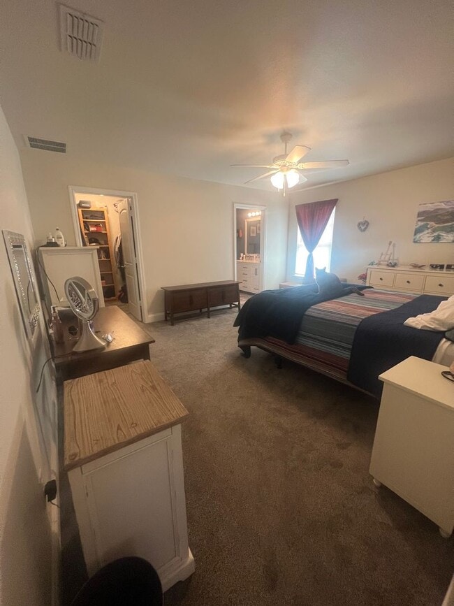 Building Photo - Beautiful and updated 3/2 In Lubbock Coope...