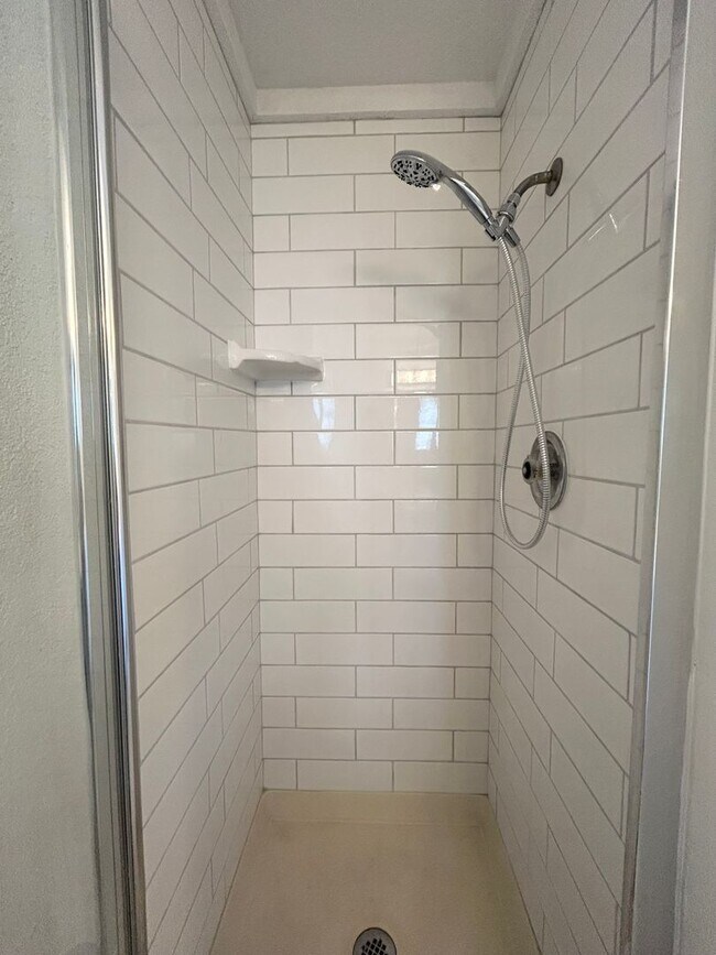 Building Photo - Corner Lot Home w/ Giant Yards, Covered Patio & Minutes to Boise Spectrum Center!