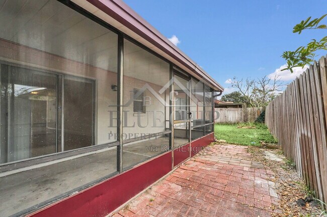 Building Photo - 5322 Jade St