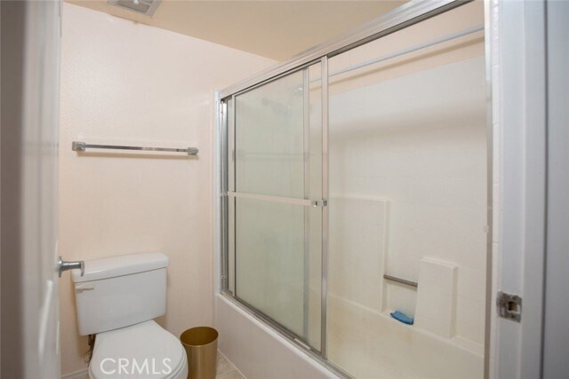 Building Photo - 5540 Owensmouth Ave