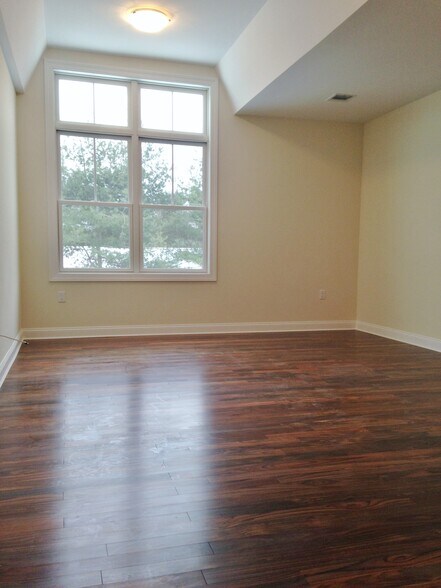 Bedroom 1 - 40 Russell Ave