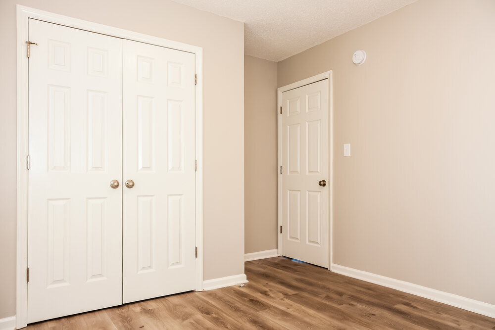 Building Photo - 2214 Pleasant Dale Dr