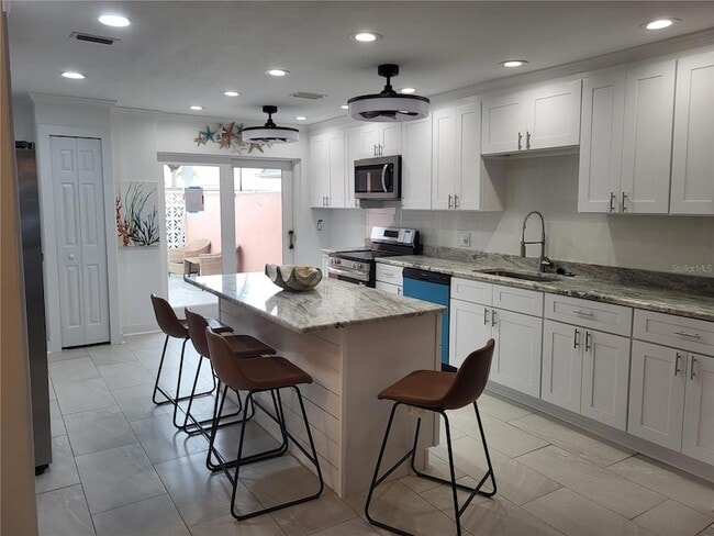 Building Photo - 555 Boca Ciega Point Blvd S