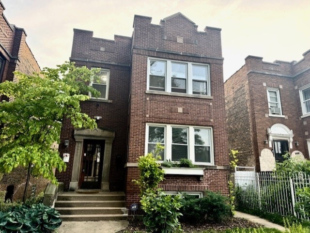Building Photo - 6724 N Campbell Ave
