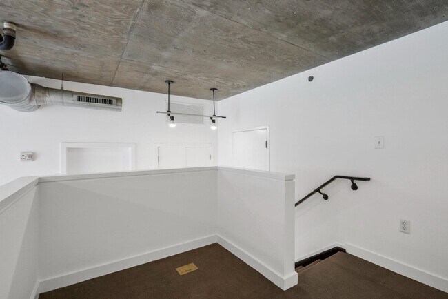 Building Photo - 1515 15th St NW