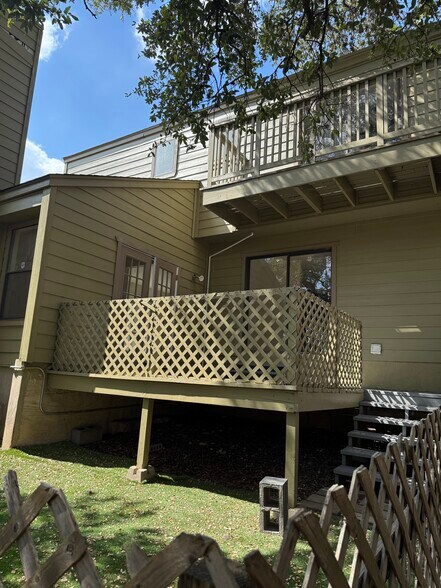 Building Photo - 9314 Whisper Pt