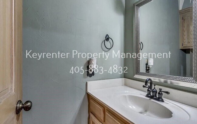 Building Photo - 1408 Fox View Ct