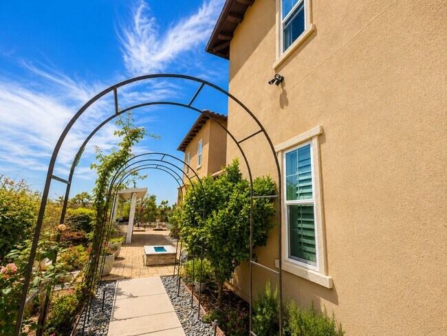 Building Photo - 4721 Borden Ct