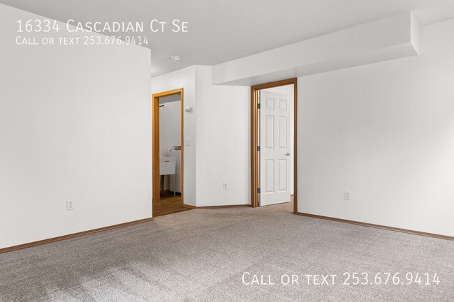 Building Photo - 16334 Cascadian Ct SE