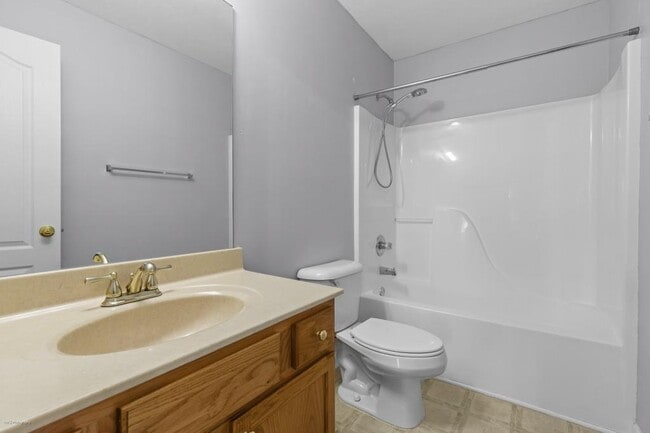 Building Photo - 2422 Temple View Dr