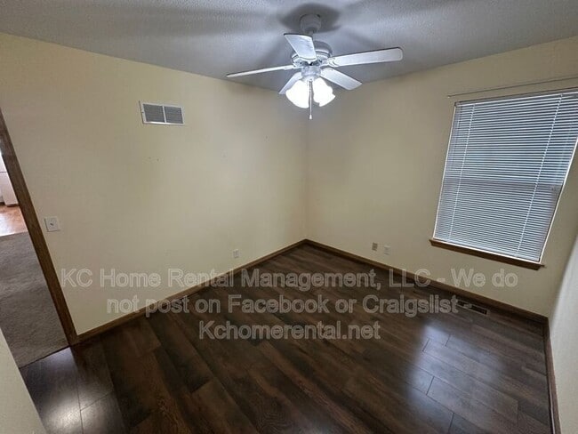Building Photo - 15139 W 132nd St
