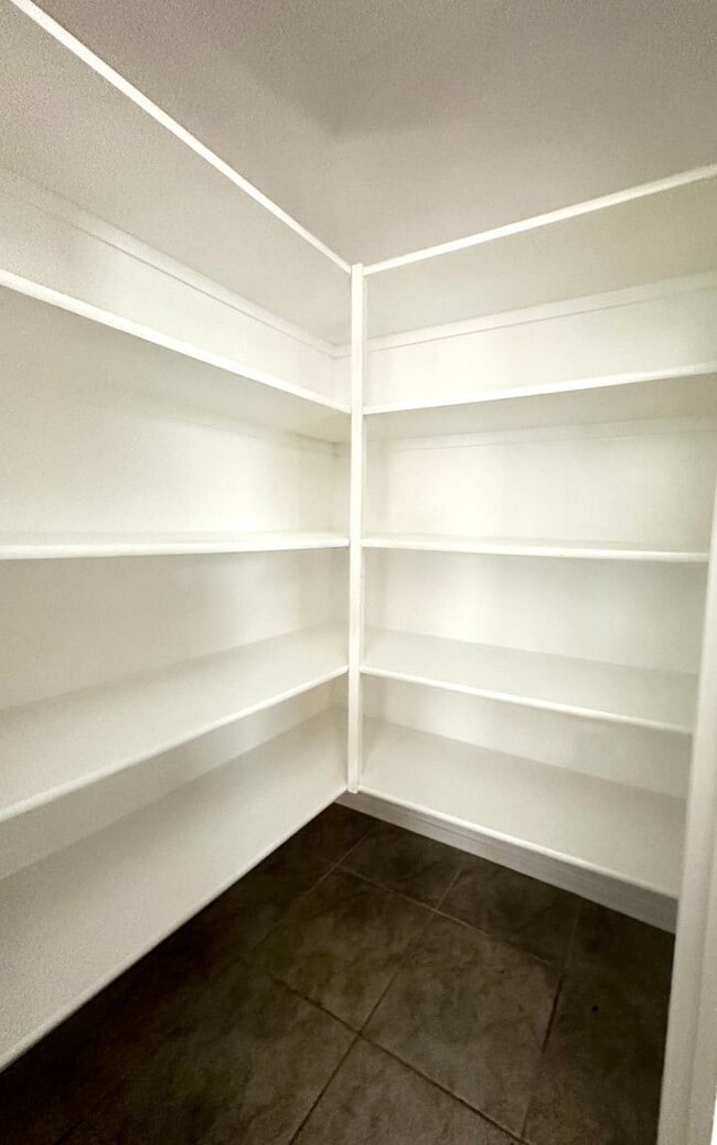 Building Photo - Stunning 4-bedroom, 2-bathroom home located in the vibrant community of Sahuarita, AZ