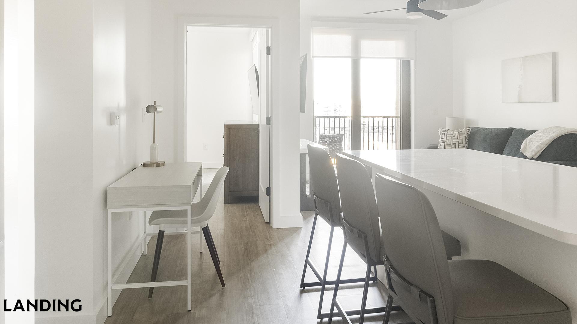 Building Photo - 1007 S Mint St