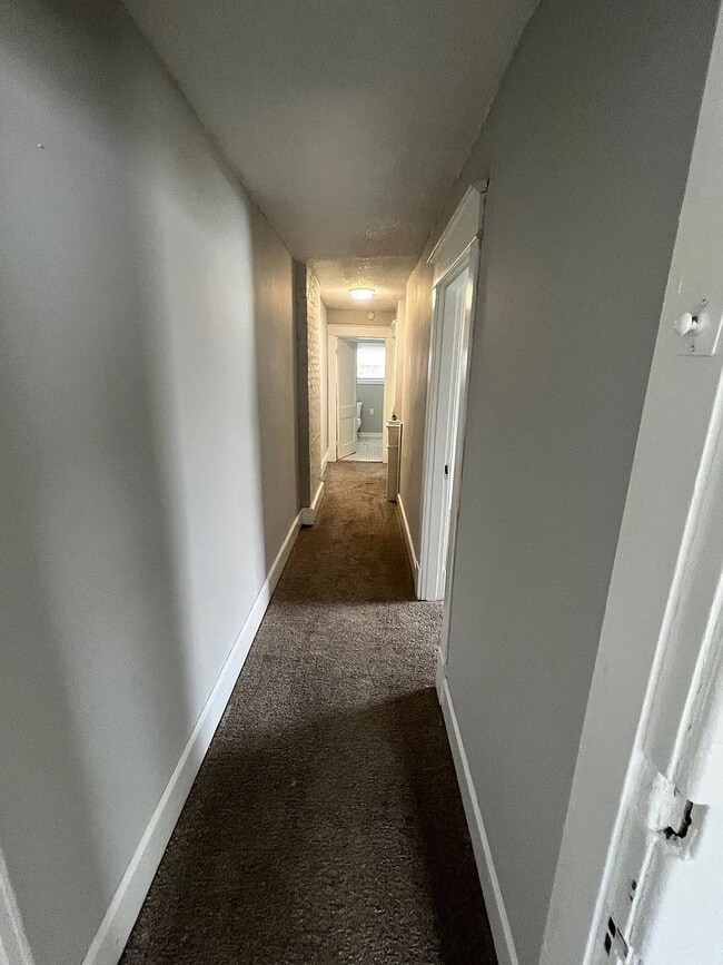 Building Photo - 3420 Clifton St