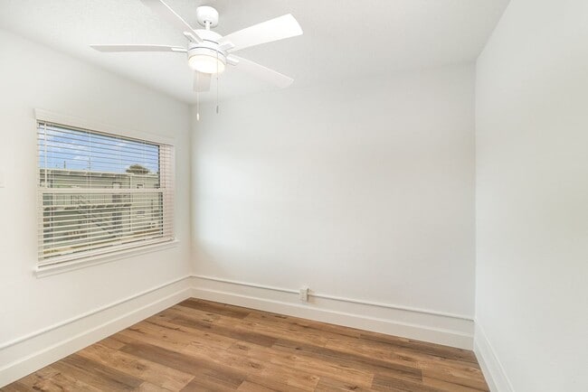 Building Photo - 151 N Orlando Ave