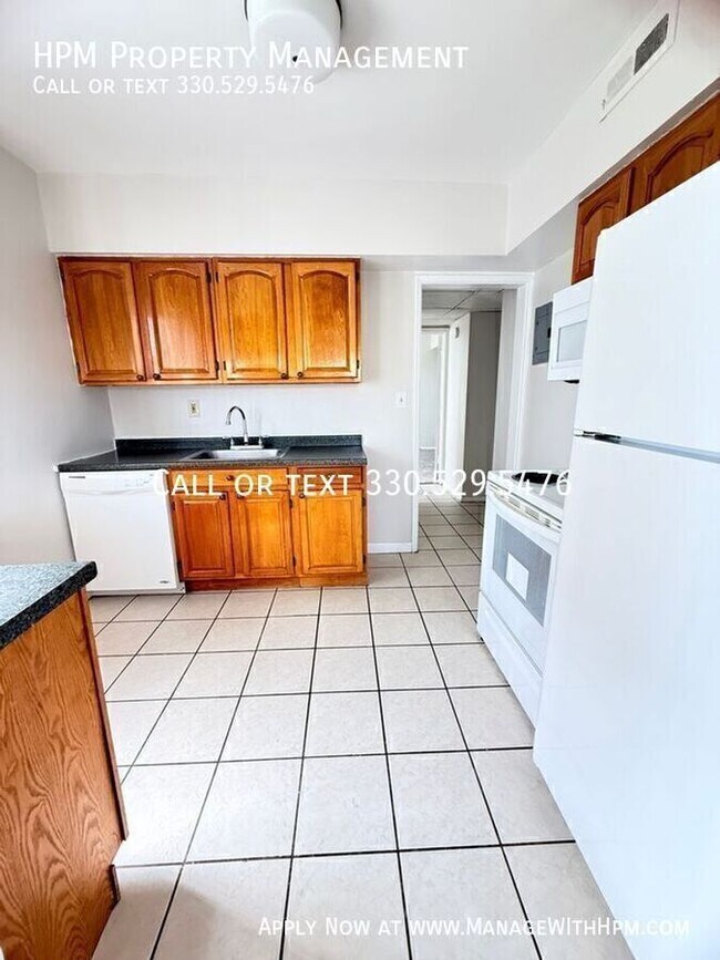 Building Photo - 3310 Warrensville Center Rd