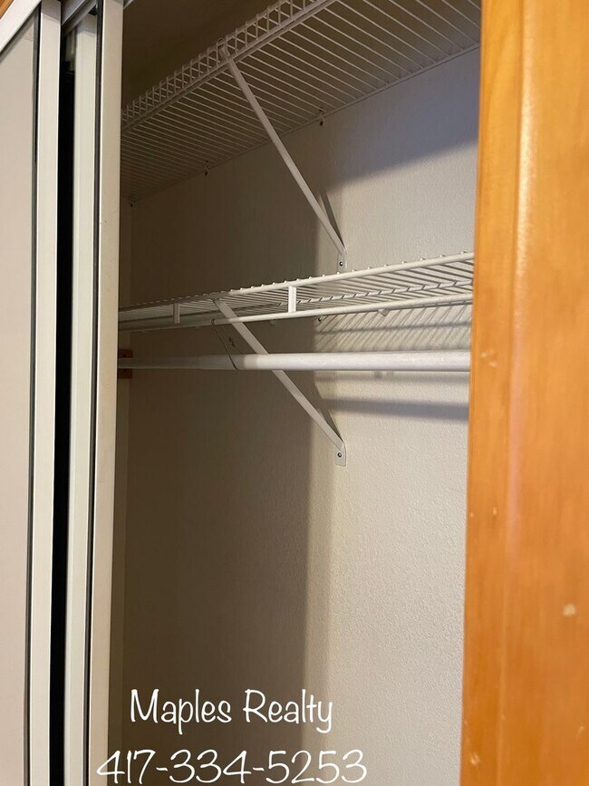 Building Photo - VERY NICE 3 bedroom home in Branson, MO fo...