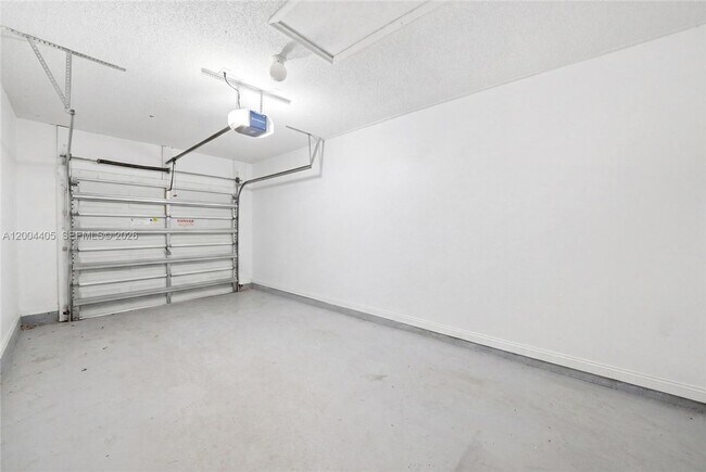 Building Photo - 2513 Coral Trace Pl