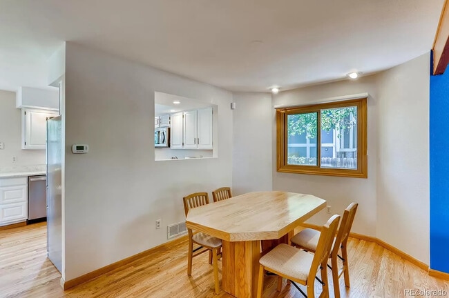 Building Photo - 1152 Aberdeen Dr