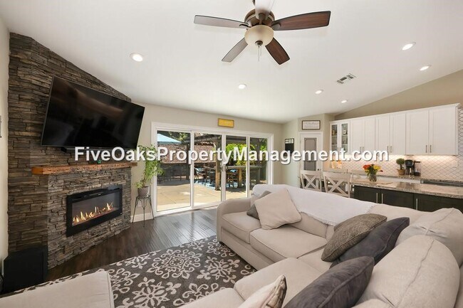 Building Photo - 531 Rowlands Ct