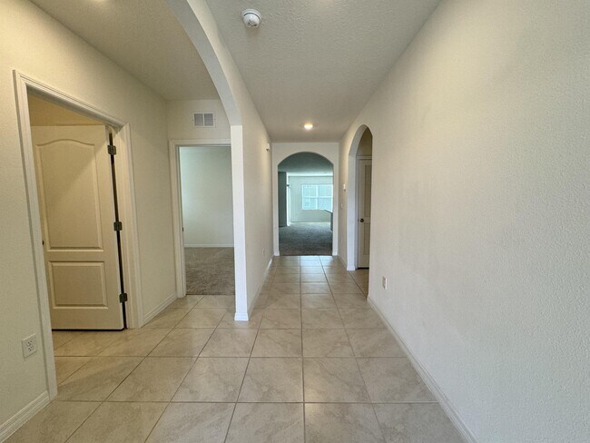 Building Photo - 1642 Reddish Egret Ct