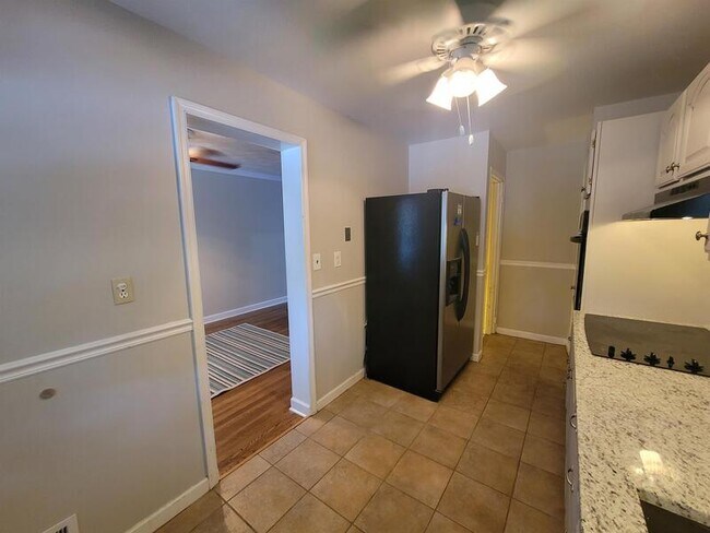 Building Photo - 8587 Morven Rd