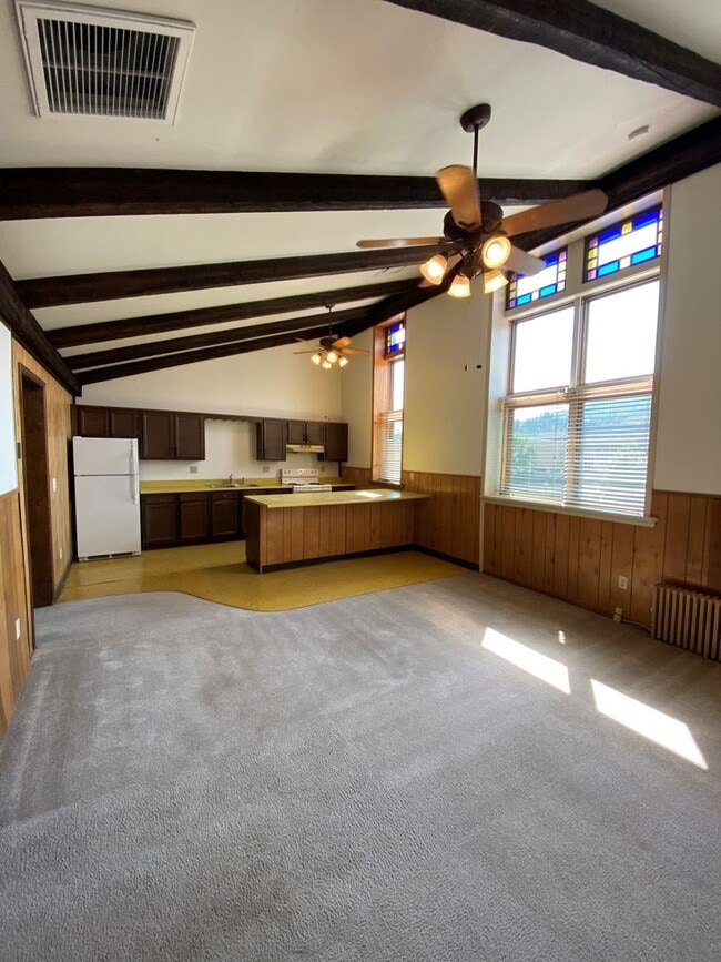 Building Photo - Rare Downtown Opportunity!