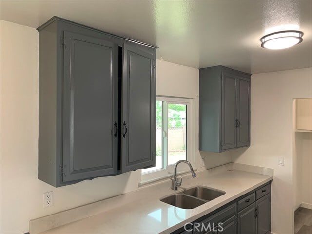 Building Photo - 13121 De Alcala Dr