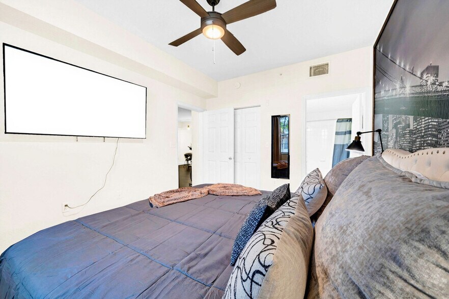 Building Photo - 9763 Magnolia Blossom Dr