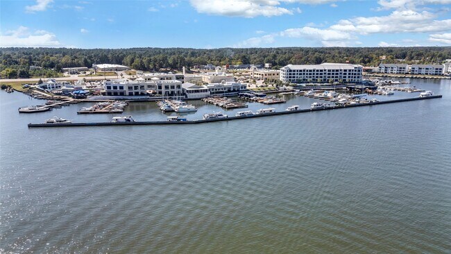 Building Photo - 356 Old Aqua Landing W