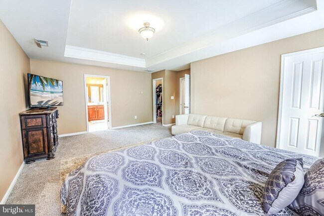 Building Photo - 24990 Mineral Springs Cir