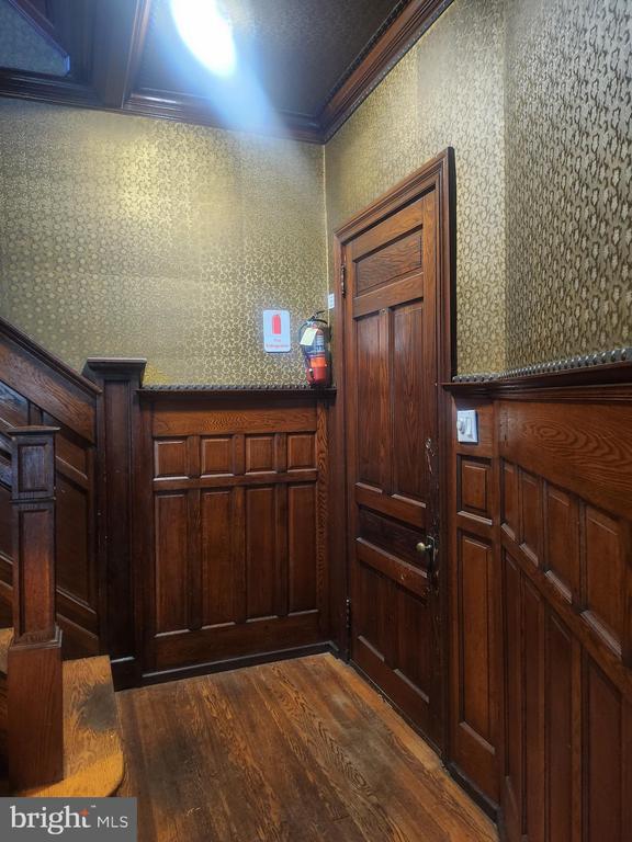 Building Photo - 6709 N 6th St