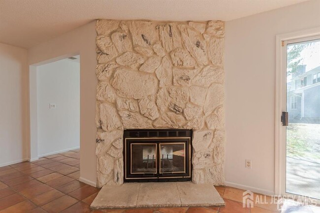 Building Photo - 29 Sandpiper Dr