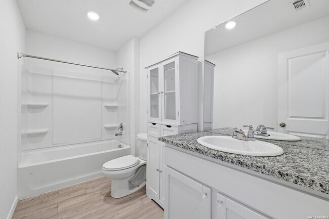 Building Photo - 306 Ambush Ridge