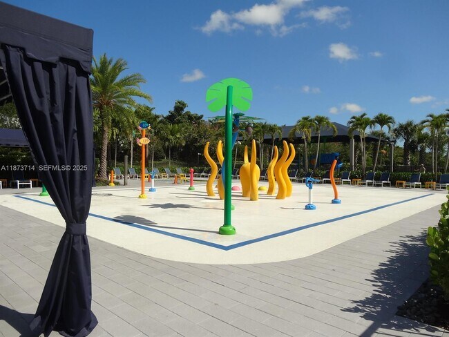 Building Photo - 17267 Windy Pointe Ln